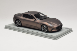 Maserati GranTurismo Trofeo Rame Folgore BBR 1:18 P18240AMAS Résine — image 4 sur 7