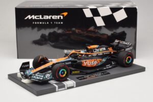 McLaren MCL36 O. Piastri Abu Dhabi Test 2022 Minichamps 1:18 537221828 Résine — image 7 sur 7