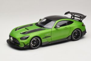 Mercedes AMG GT Black Series C190 Matt Green Metallic Minichamps 1:18 110032022 Métal Moulé