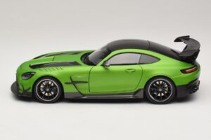 Mercedes AMG GT Black Series C190 Matt Green Metallic Minichamps 1:18 110032022 Métal Moulé — image 4 sur 8