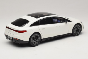 Mercedes EQS V297 Manufaktur Opalite White NZG 1:18 B66961049 Métal Moulé — image 3 sur 8