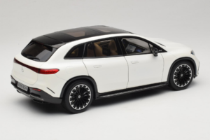 Mercedes EQS SUV X296 Manufaktur Diamond White NZG 1:18 B66960590 Métal Moulé — image 3 sur 8