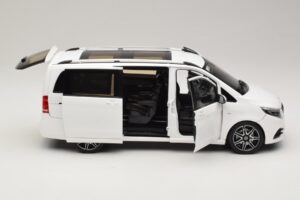 Mercedes V-Class W447 AMG Line Blanc Norev 1:18 183876 Métal Moulé — image 4 sur 8