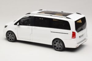 Mercedes V-Class W447 AMG Line Blanc Norev 1:18 183876 Métal Moulé — image 7 sur 8