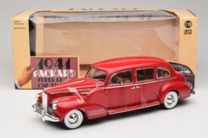 Packard Super Eight One-Eighty Rouge Greenlight 1:18 12971 Métal Moulé — image 6 sur 6
