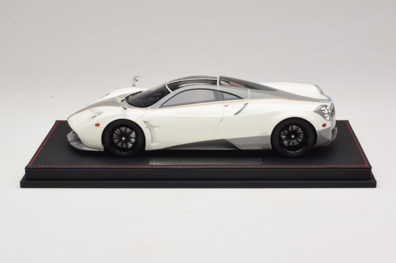 Pagani Huayra Luminous Green AB 1:18 REMC041 Résine