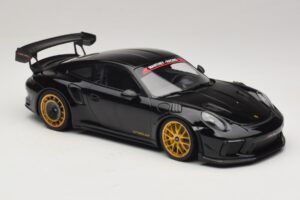Porsche 911 992 GT3 RS Manthey Racing Noir avec Jantes Dorées Minichamps 1:18 MR-911-GT3RS-1804 Métal Moulé — image 4 sur 6