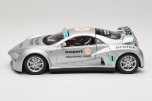Giugiaro Prima Argent Bburago 1:18 33130 Métal Moulé — image 4 sur 8