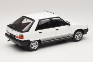 Renault 11 Turbo Blanc MCG 1:18 MCG18589 Métal Moulé — image 2 sur 6