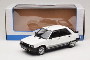 Renault 11 Turbo Blanc MCG 1:18 MCG18589 Métal Moulé — image 6 sur 6