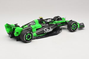 Stake Kick Sauber C44 G. Zhou Emilia Romagna GP 2024 Minichamps 1:18 117240124 Résine — image 2 sur 7
