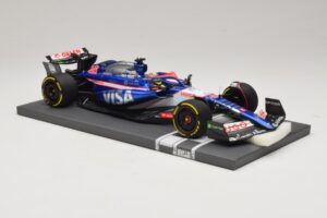 Visa Cash App RB VCARB 01 A. Iwasa FP1 Japanese GP 2024 Minichamps 1:18 117240440 Résine — image 4 sur 7