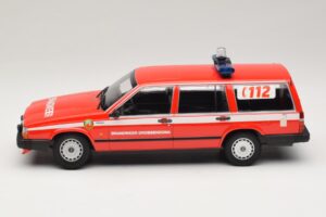 Volvo 740 GL Break Brandweer Grobbendonk Minichamps 1:18 155171795 Métal Moulé — image 3 sur 6