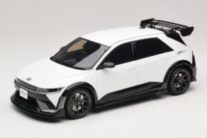 Hyundai Ioniq 5 N DK Edition Atlas White Matt Otto 1:18 Hyundai Ioniq 5 N DK Edition Atlas White Matt Otto 1:18 OT1227 Résine