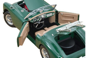 MG MGA British Racing Green Norev 1:18 182610 Métal Moulé — image 4 sur 5