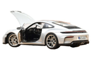 Porsche 911 992.2 GT3 Touring Package GT Silver Metallic Norev 1:18 187002 Métal Moulé — image 2 sur 5
