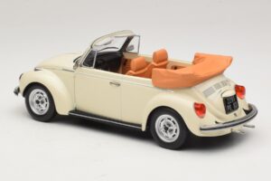Volkswagen 1303 Cabriolet Cream White Norev 1:18 188535 Métal Moulé — image 5 sur 6