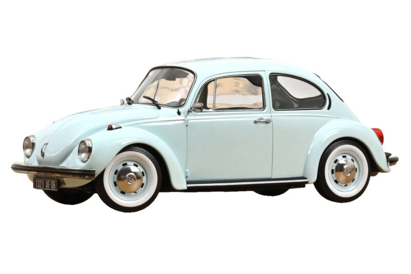 Volkswagen 1303 Pastel Blue Norev 1:18 Volkswagen 1303 Pastel Blue Norev 1:18 188676 Métal Moulé