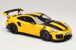 Porsche 911 GT2 RS 991.2 Nurburgring Lap Record Jaune GT Spirit 1:18 GT972 Résine — image 4 sur 6
