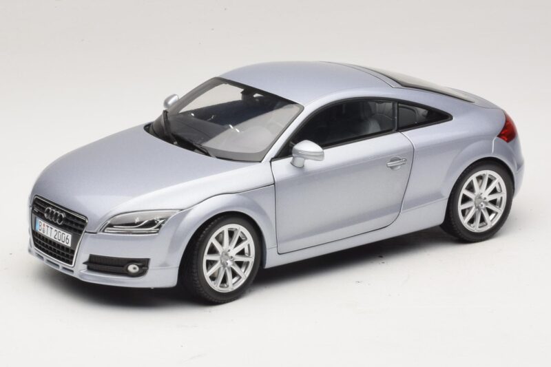 Audi TT 8N Silverblue Metallic Minichamps 1:18 100015020 Métal Moulé