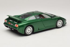 Bugatti EB110 Vert Métallisé Bburago 1:18 3003 Métal Moulé — image 3 sur 8