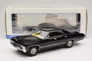 Chevrolet Impala Noir MCG 1:18 MCG181006 Métal Moulé — image 6 sur 6