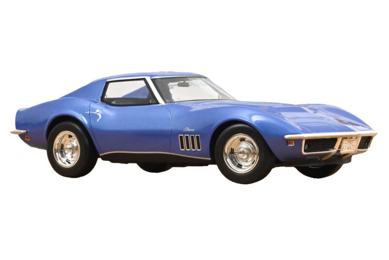 Chevrolet Corvette C3 Le Mans Blue Norev 1:18 Chevrolet Corvette C3 Le Mans Blue Norev 1:18 189034 Métal Moulé