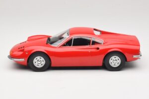 Ferrari Dino 246 GT Rouge MCG 1:18 MCG18359 Métal Moulé — image 3 sur 6
