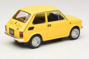 Fiat 126 Jaune MCG 1:18 MCG18667 Métal Moulé — image 5 sur 6