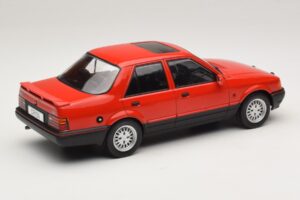 Ford Orion Mk2 1600E Rouge MCG 1:18 MCG18488 Métal Moulé — image 2 sur 6