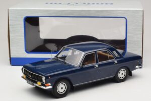 GAZ Volga GAZ-24-10 Bleu Foncé MCG 1:18 MCG18014 Métal Moulé — image 6 sur 6