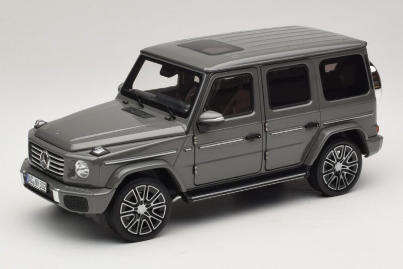 Mercedes G-Class W465 Classic Grey Norev 1:18 183035 Métal Moulé