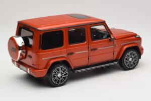 Mercedes G-Class W465 Copper Orange Matt Norev 1:18 183033 Métal Moulé — image 2 sur 6