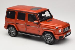 Mercedes G-Class W465 Copper Orange Matt Norev 1:18 183033 Métal Moulé — image 4 sur 6