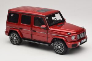 Mercedes G-Class W465 Hyacinth Red Norev 1:18 183037 Métal Moulé — image 4 sur 6