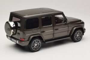 Mercedes G-Class W465 Indium Grey Norev 1:18 183036 Métal Moulé — image 2 sur 6