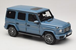 Mercedes G-Class W465 Vintage Blue Norev 1:18 183034 Métal Moulé — image 4 sur 6