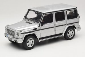 Mercedes G500 W463 LWB Édition Concessionnaire Argent AUTOart 1:18 B66962142 Métal Moulé