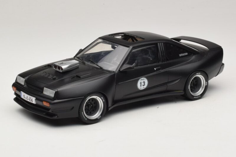 Opel Manta B Custom Noir Mat Kenwood MCG 1:18 MCG18095 Métal Moulé