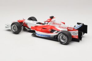 Panasonic Toyota Racing TF106 #11 J. Trulli 2006 Minichamps 1:18 AM59558L Métal Moulé — image 5 sur 7