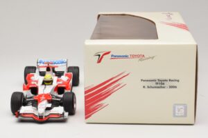 Panasonic Toyota Racing TF106 #12 R. Schumacher 2006 Minichamps 1:18 AM59557K Métal Moulé — image 6 sur 7