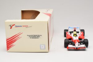 Panasonic Toyota Racing TF106 #12 R. Schumacher Presentation 2006 Minichamps 1:18 AM59553G Métal Moulé — image 6 sur 6