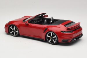 Porsche 911 992 Turbo S Cabriolet Rouge Foncé Minichamps 1:18 PORSCHE007 Métal Moulé — image 5 sur 6