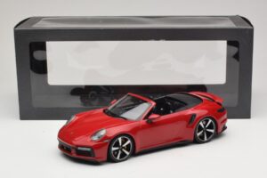 Porsche 911 992 Turbo S Cabriolet Rouge Foncé Minichamps 1:18 PORSCHE007 Métal Moulé — image 6 sur 6