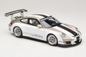 Porsche 911 997 GT3 Cup Blanc Avec Bandes 2008 Minichamps 1:18 WAP0210130C Métal Moulé — image 6 sur 8