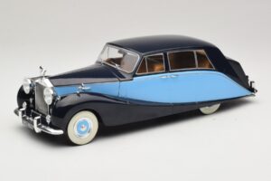 Rolls-Royce Silver Wraith Empress by Hooper Noir & Bleu Foncé MCG 1:18 MCG18051 Métal Moulé