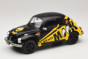 Volkswagen Beetle 1303 Go with Moon Solido 1:18 S1800519 Métal Moulé