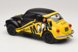 Volkswagen Beetle 1303 Go with Moon Solido 1:18 S1800519 Métal Moulé — image 7 sur 8