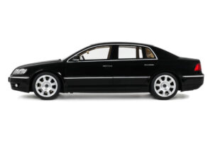 Volkswagen Phaeton 3D 6.0 W12 Noir Otto 1:18 OT1266 Résine — image 3 sur 5