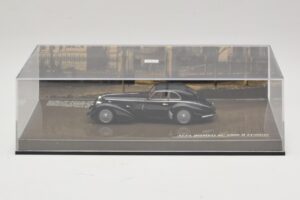 Alfa Romeo 8C 2900B Lungo Noir Minichamps 1:43 436120421 Métal Moulé — image 5 sur 5